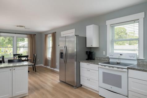 18 Elmwood Street Wareham MA 02571