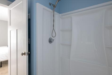 18 Elmwood Street Wareham MA 02571
