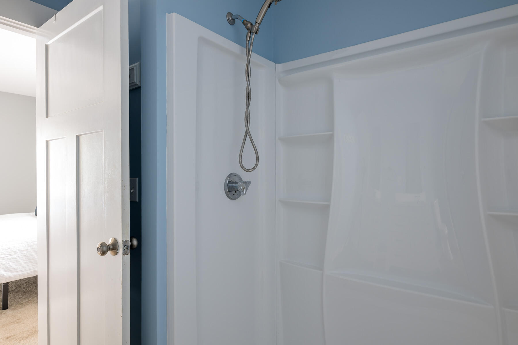 18 Elmwood Street Wareham MA 02571