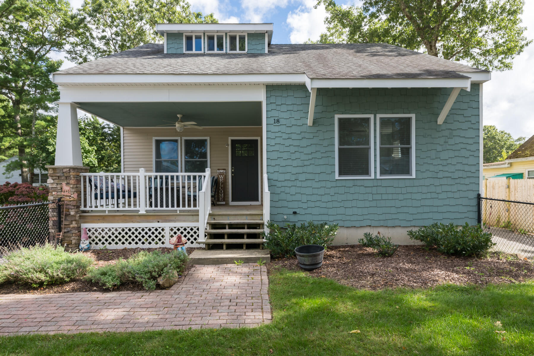18 Elmwood Street Wareham MA 02571