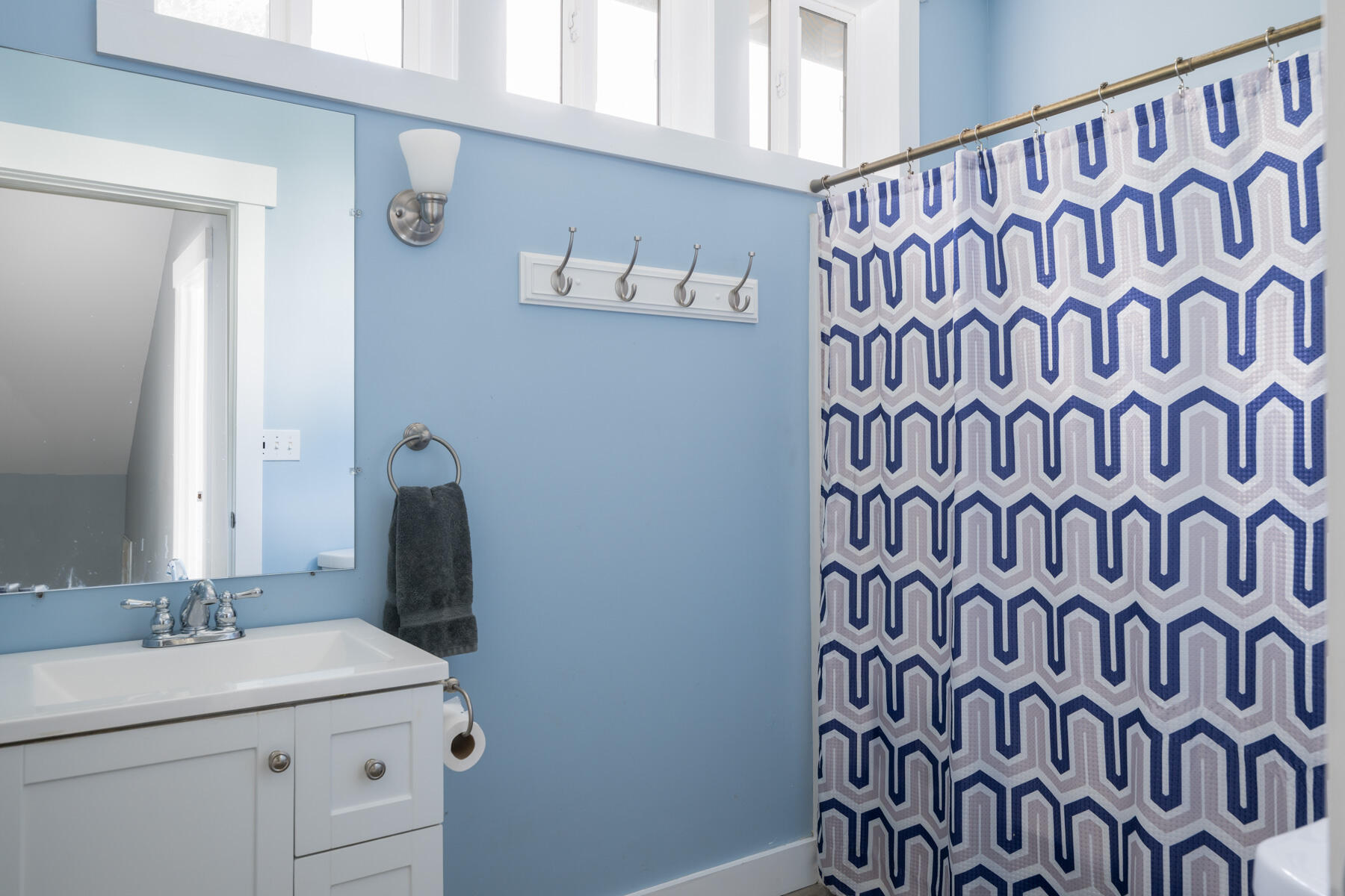 18 Elmwood Street Wareham MA 02571