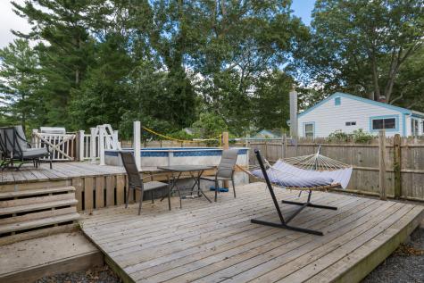18 Elmwood Street Wareham MA 02571