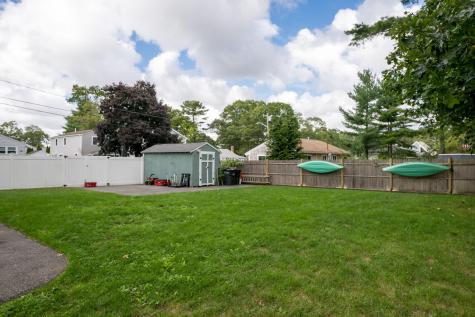 18 Elmwood Street Wareham MA 02571