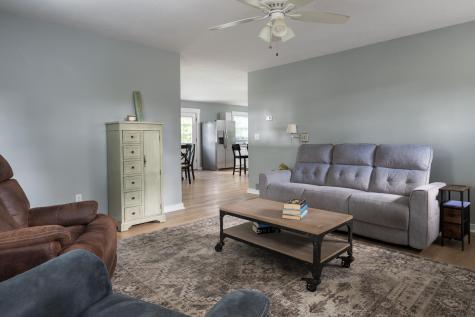 18 Elmwood Street Wareham MA 02571
