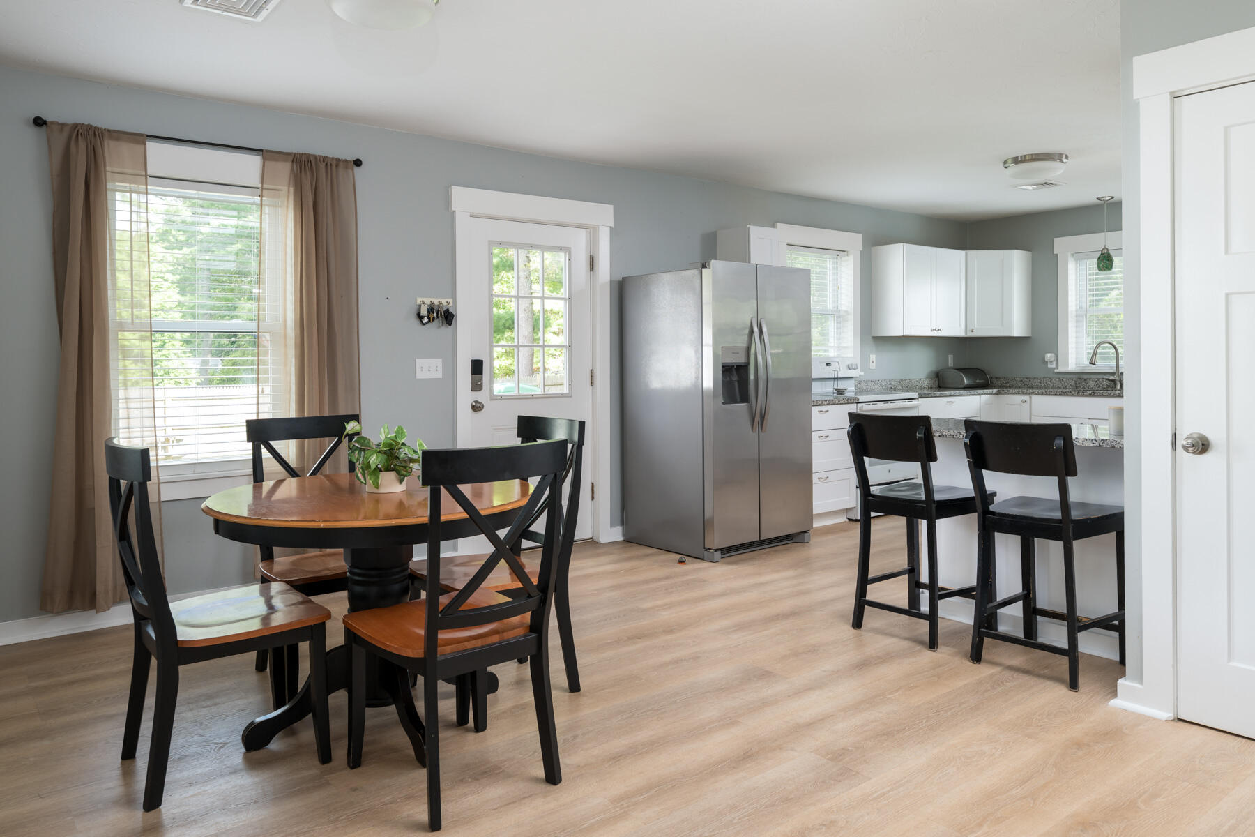 18 Elmwood Street Wareham MA 02571