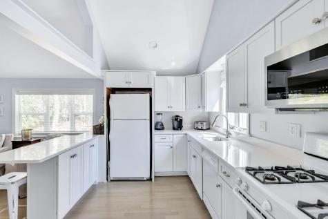 8 Patricia Lane Harwich MA 02646