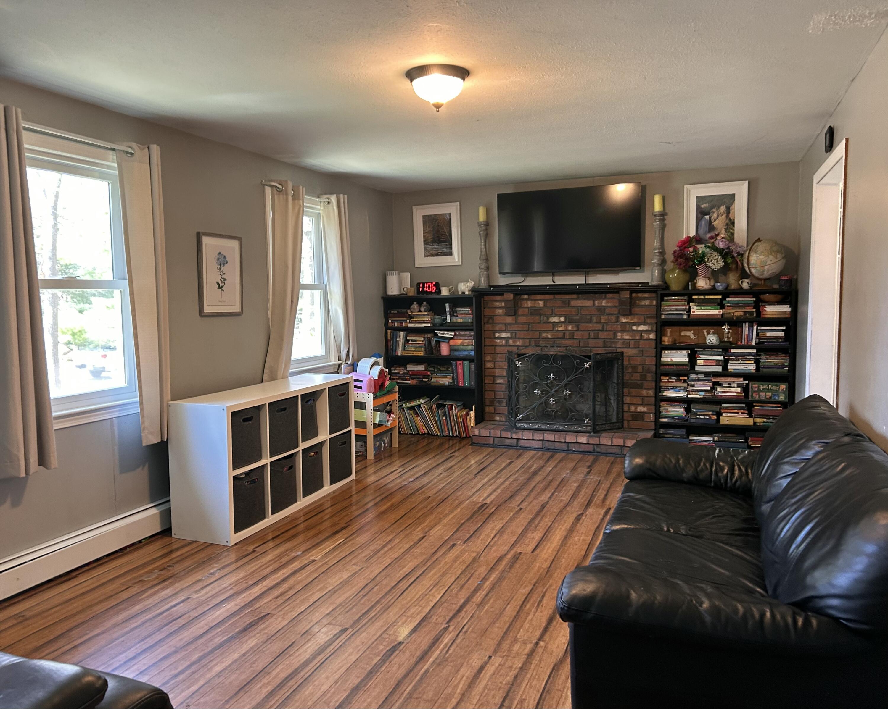 21 Dinahs Way Wareham MA 02571
