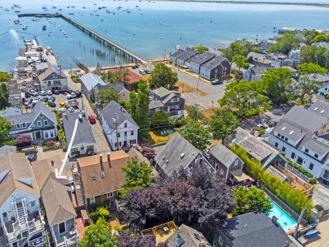 134 Commercial Street Provincetown MA 02657