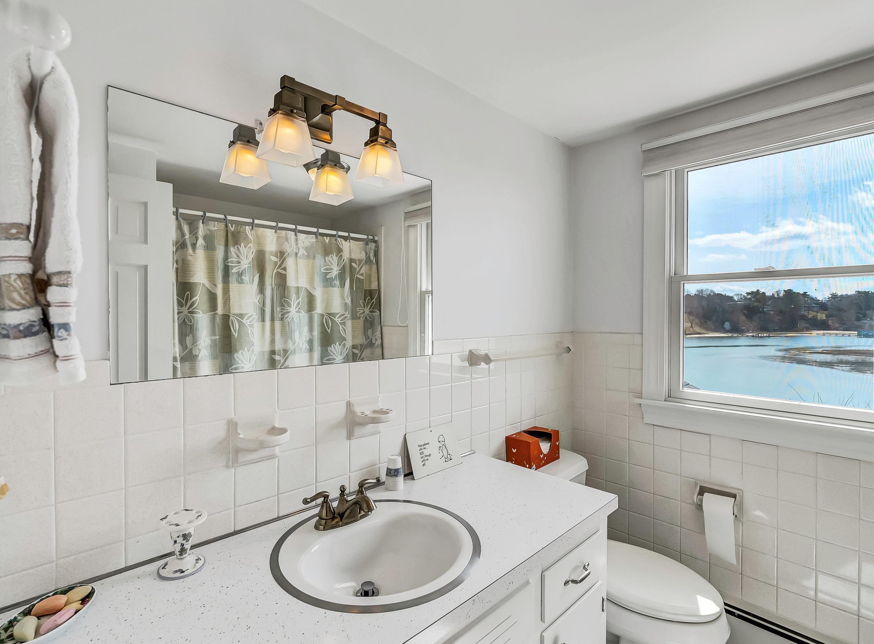 31 Baxendale Road Bourne MA 02534