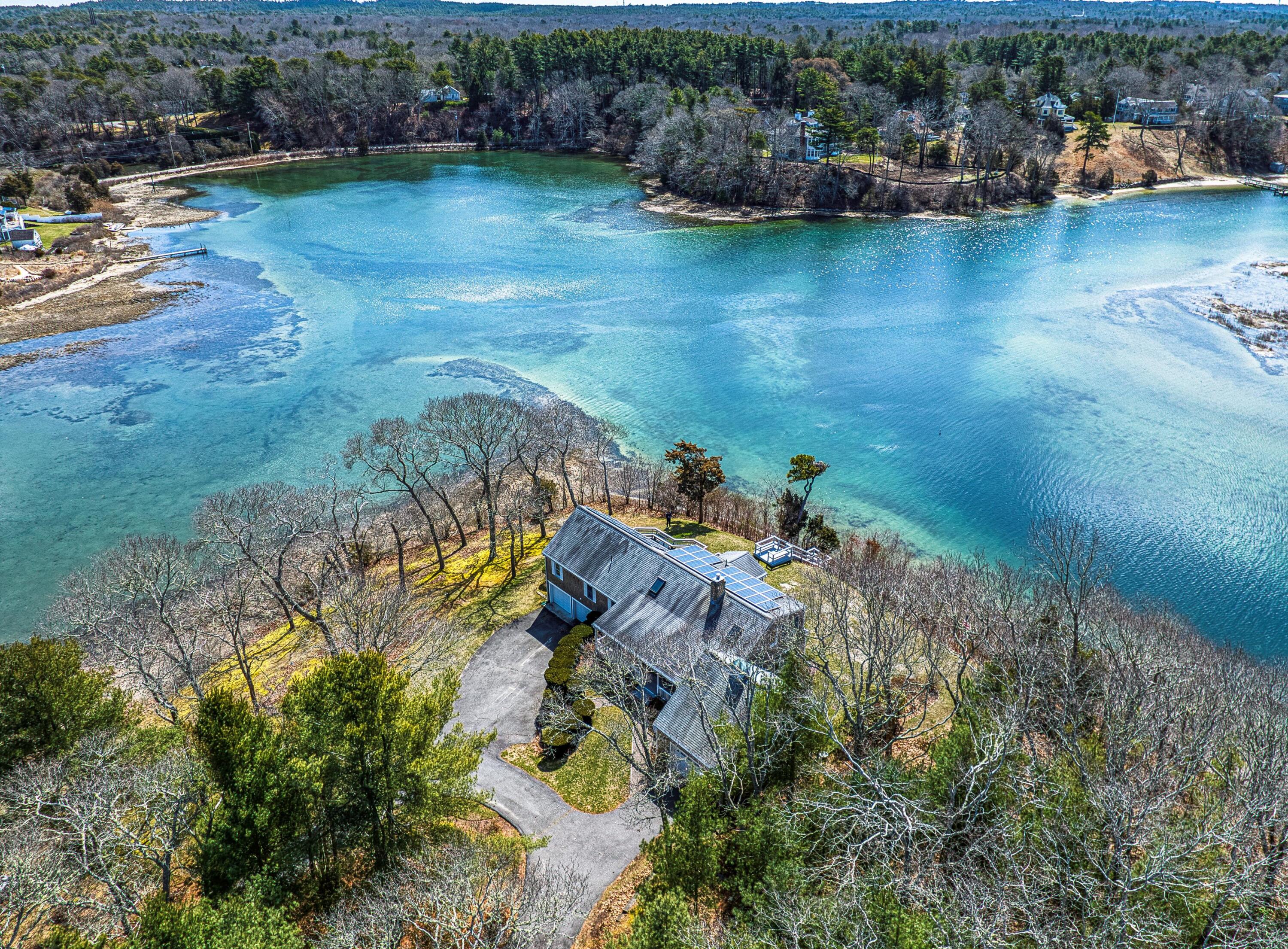 31 Baxendale Road Bourne MA 02534