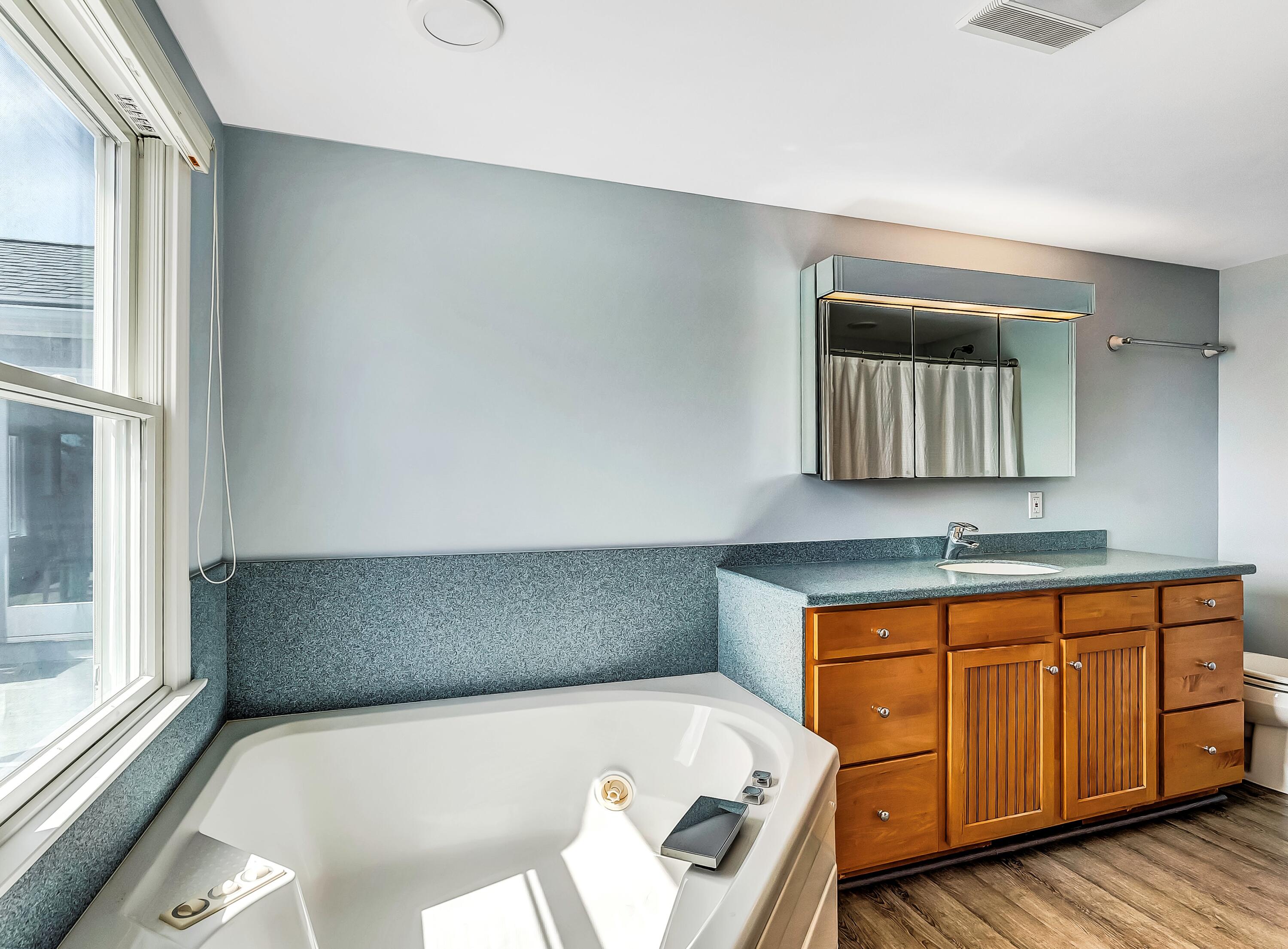 31 Baxendale Road Bourne MA 02534