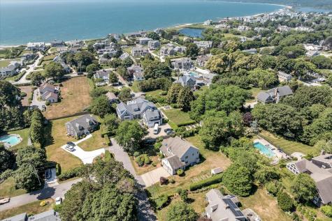 89 Belvidere Road Falmouth MA 02540