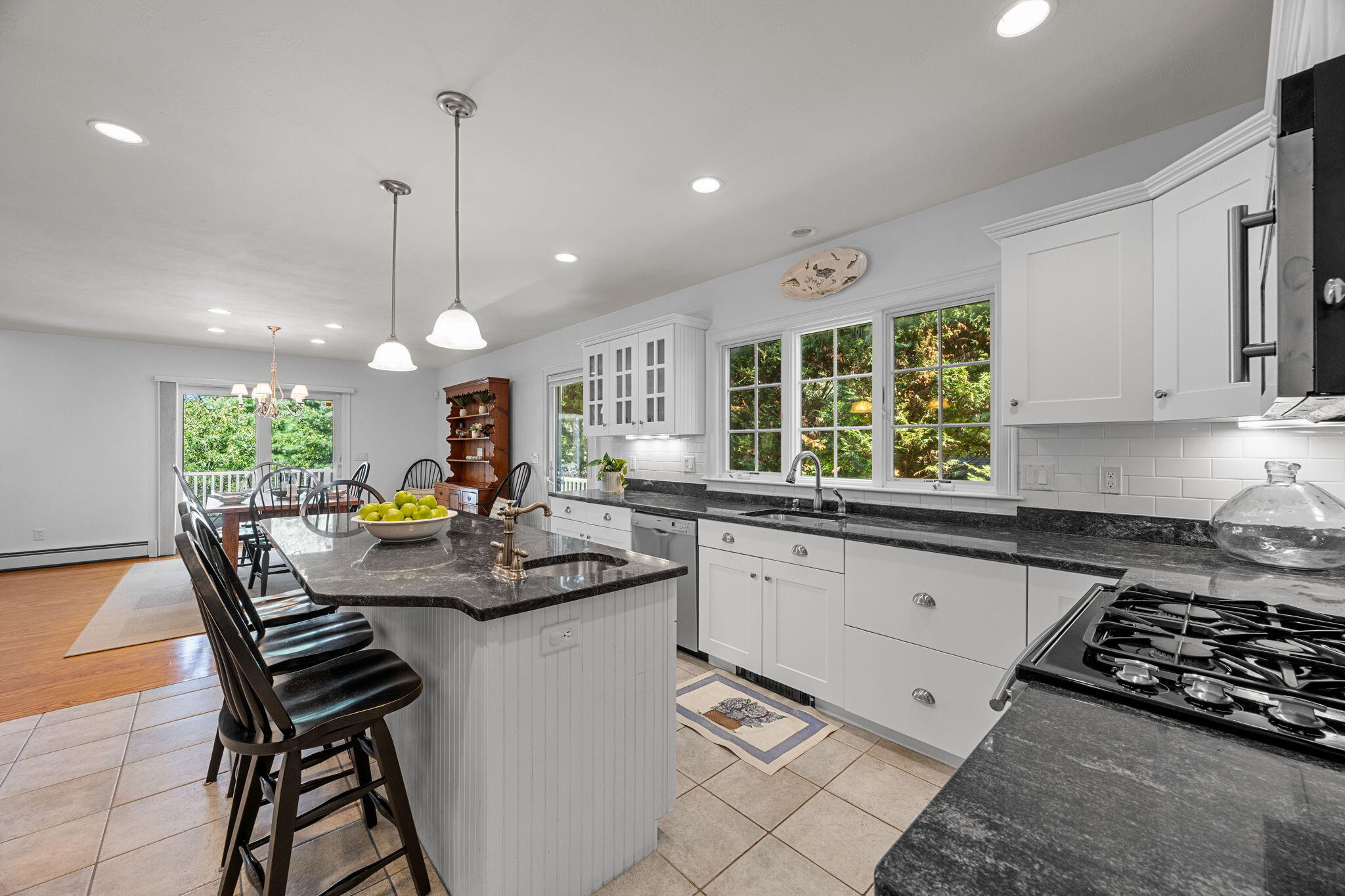 783 Santuit-newtown Road Barnstable MA 02648