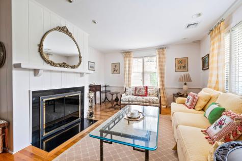 182 Shore Street Falmouth MA 02540