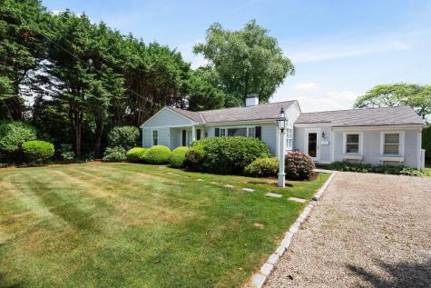 182 Shore Street Falmouth MA 02540