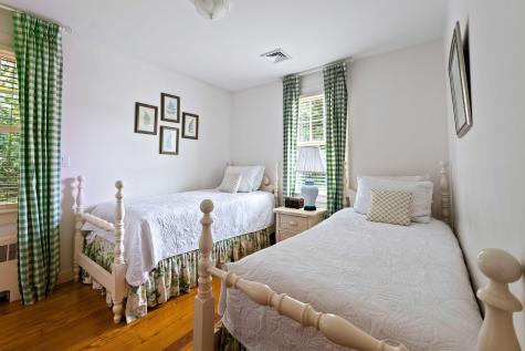 182 Shore Street Falmouth MA 02540