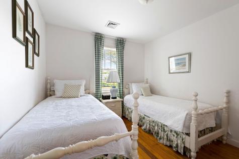 182 Shore Street Falmouth MA 02540