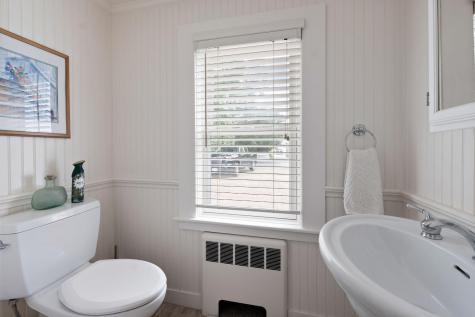 182 Shore Street Falmouth MA 02540