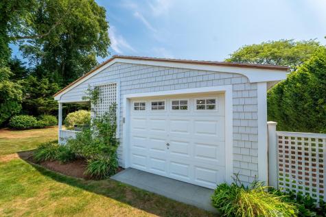 182 Shore Street Falmouth MA 02540