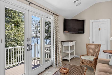 86 Pimlico Pond Road Mashpee MA 02649