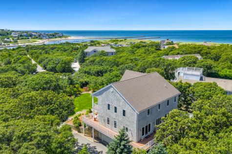 11 Island Creek Lane Dennis MA 02641