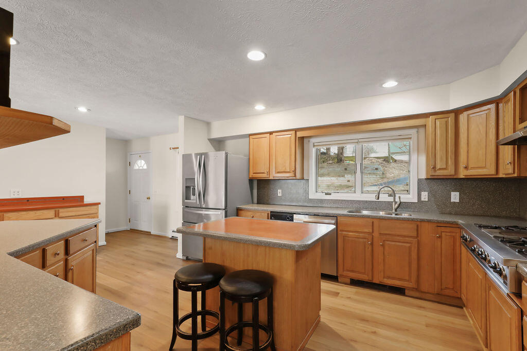 75 Edgewater Road Mashpee MA 02649