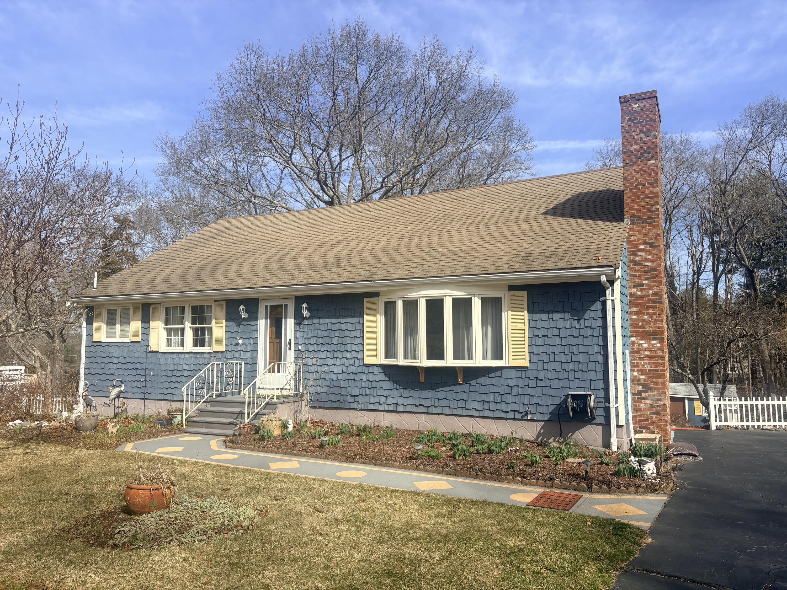 37 Simpson Lane Freetown MA 02702