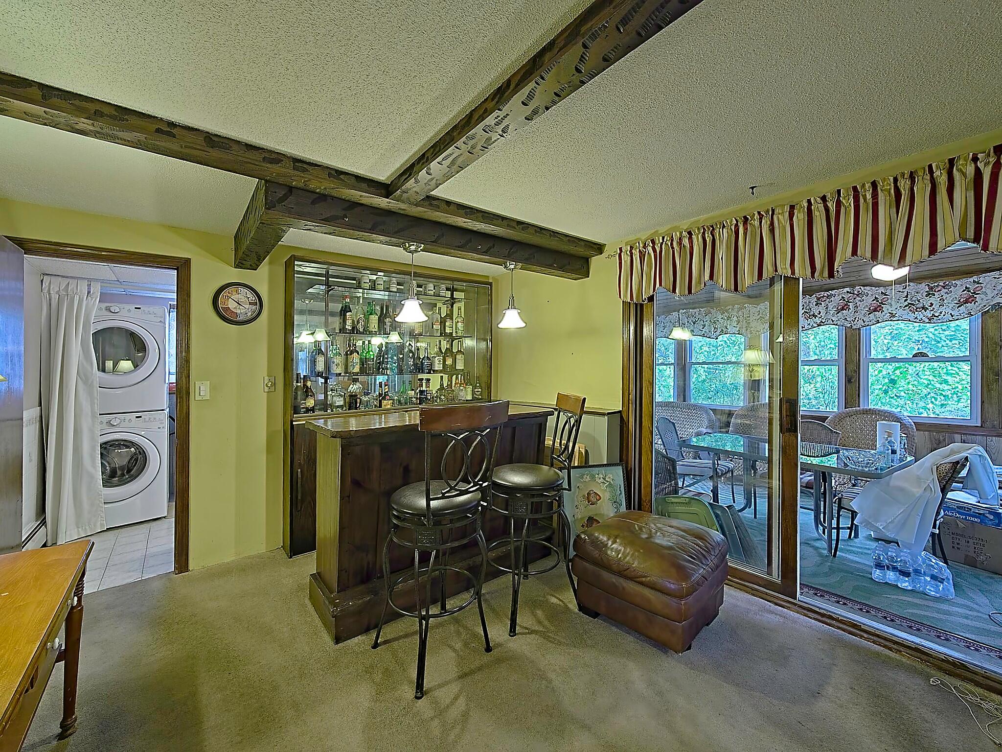 37 Simpson Lane Freetown MA 02702