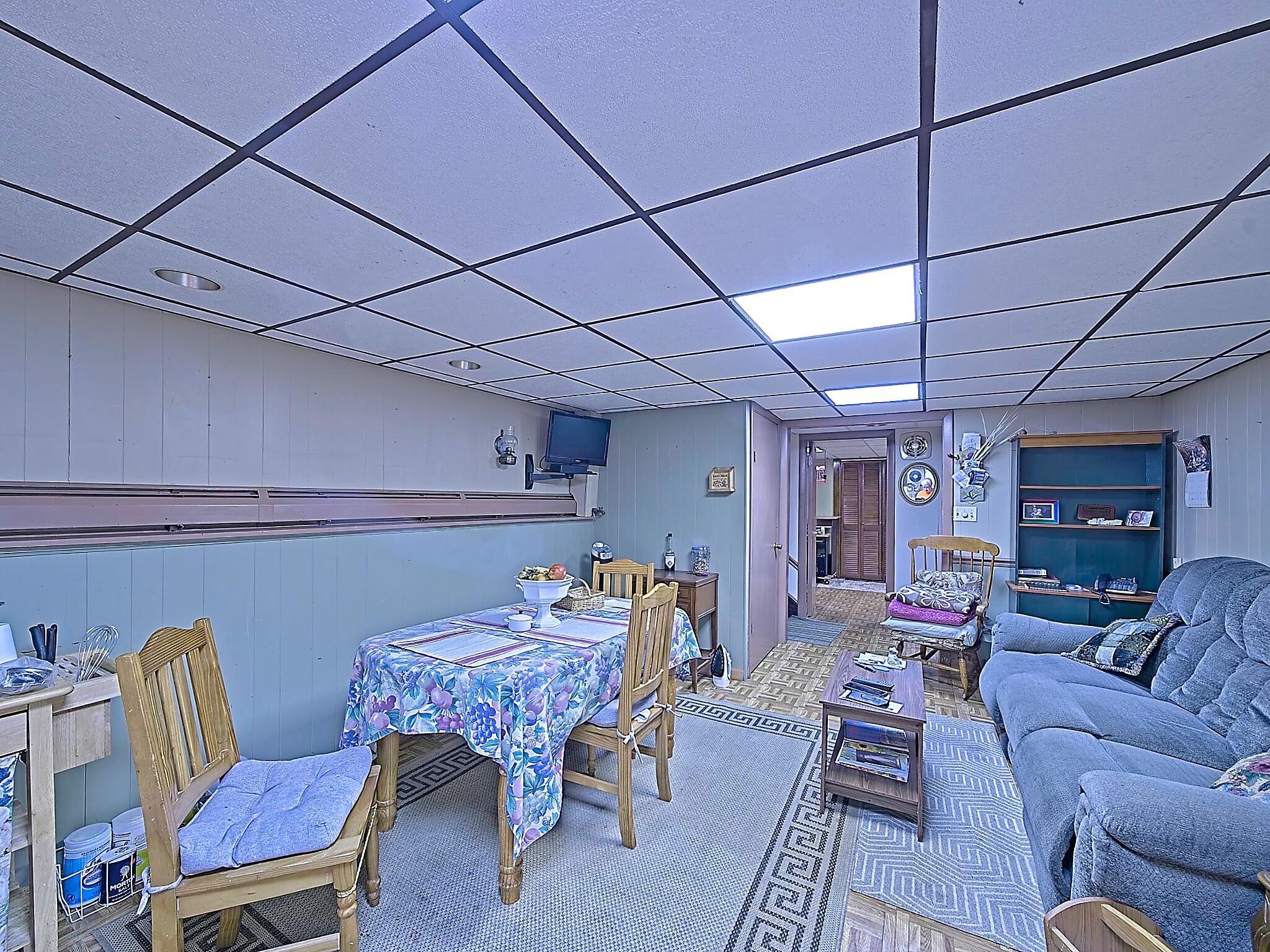 37 Simpson Lane Freetown MA 02702