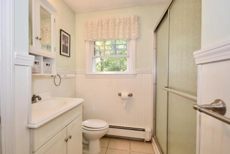 27 Yale Avenue Plymouth MA 02360