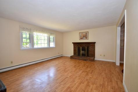 27 Yale Avenue Plymouth MA 02360