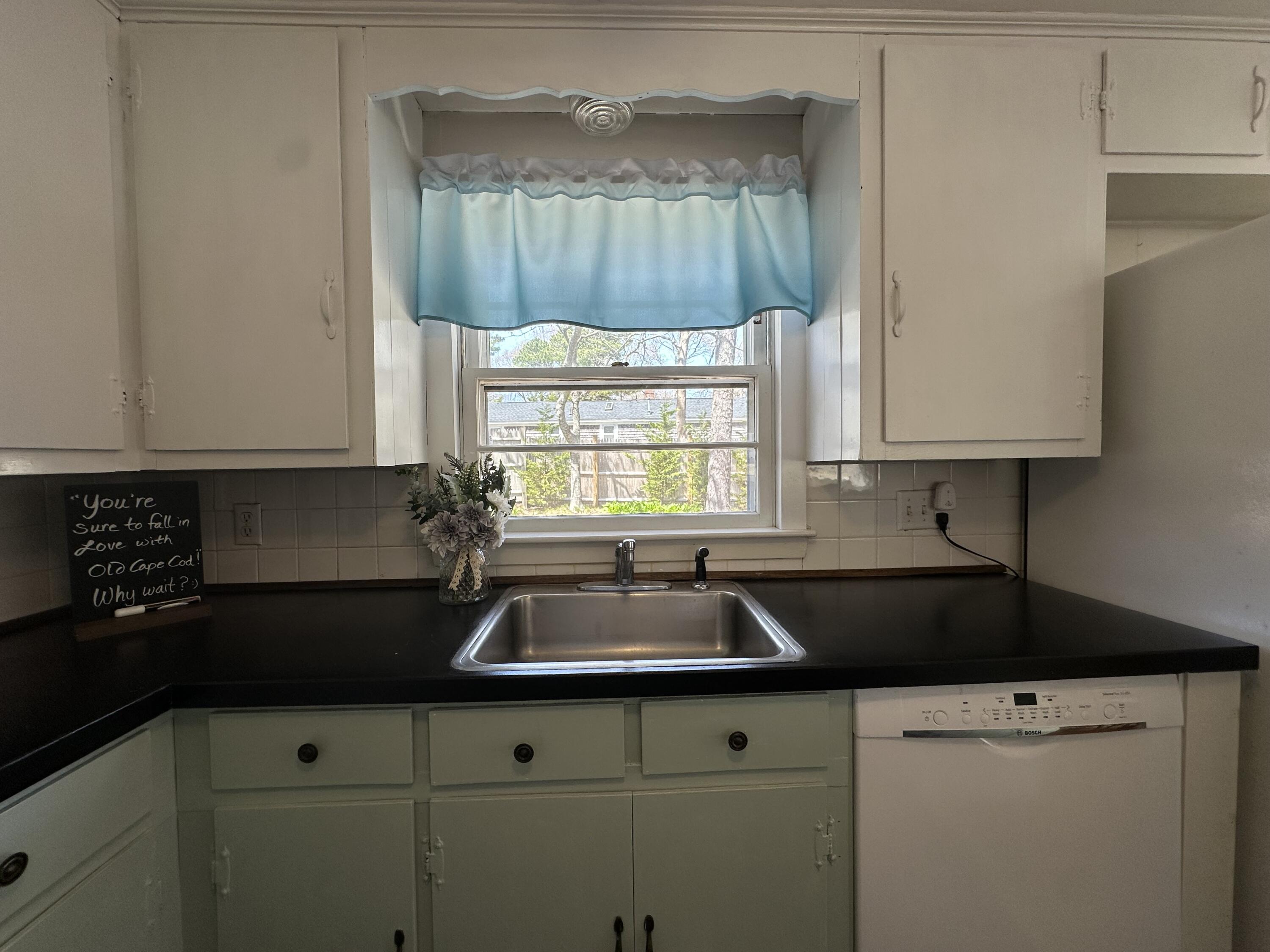 28 Thorwald Drive Dennis MA 02660