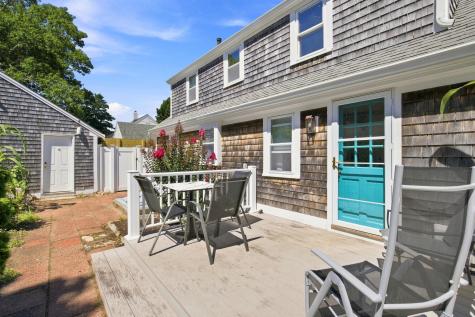 35 Walnut Street Hyannis MA 02601