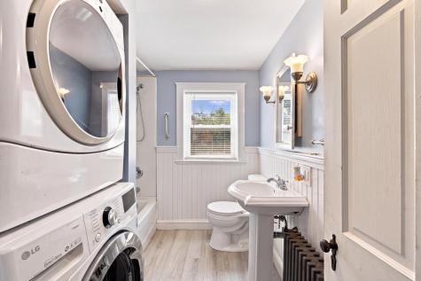 35 Walnut Street Hyannis MA 02601