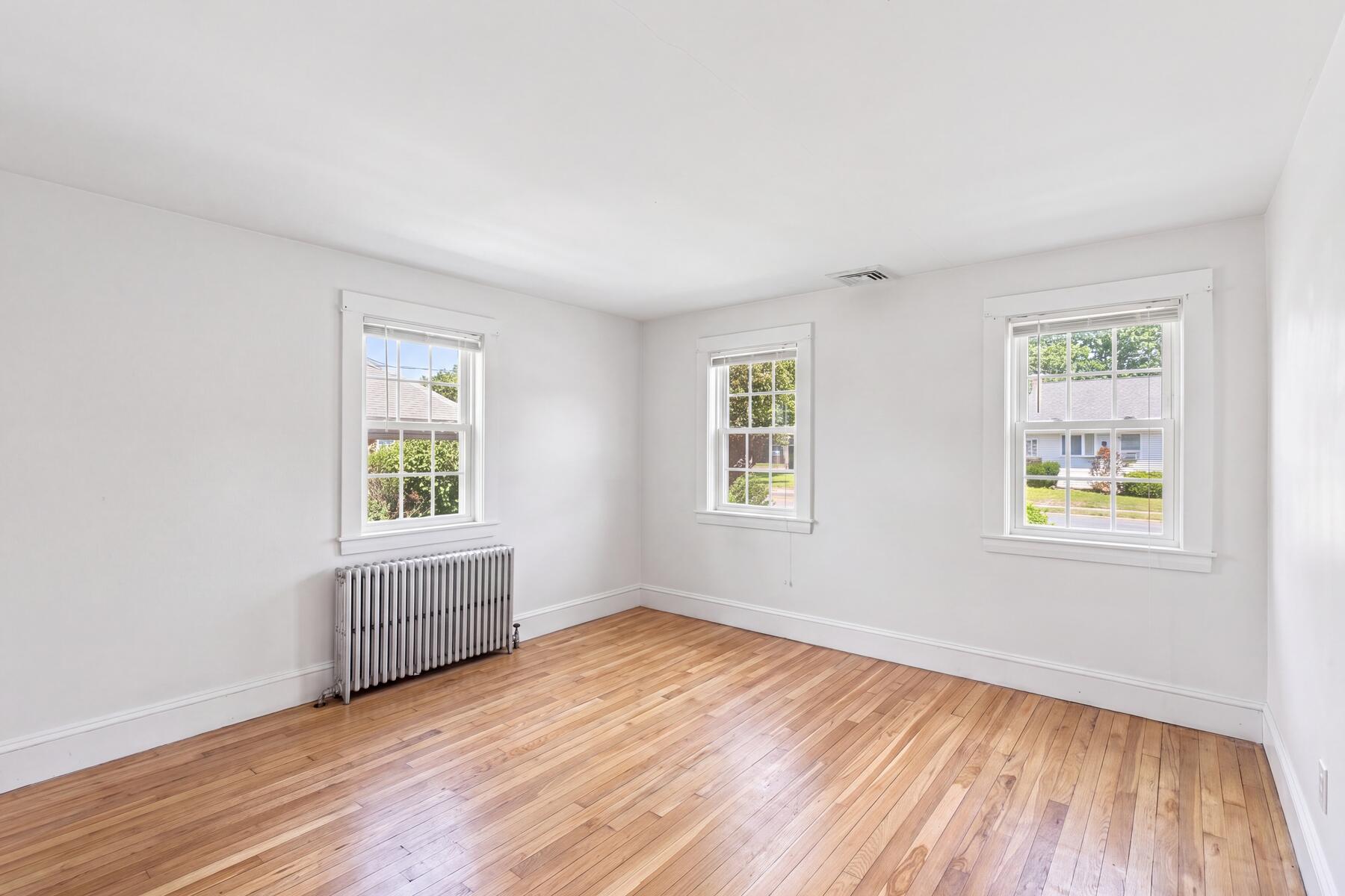 35 Walnut Street Hyannis MA 02601