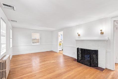 35 Walnut Street Hyannis MA 02601