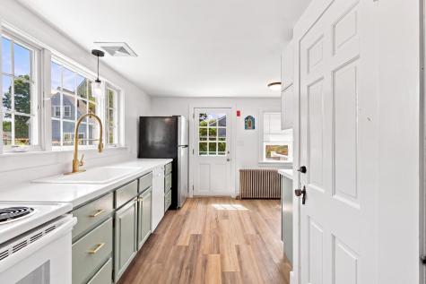 35 Walnut Street Hyannis MA 02601