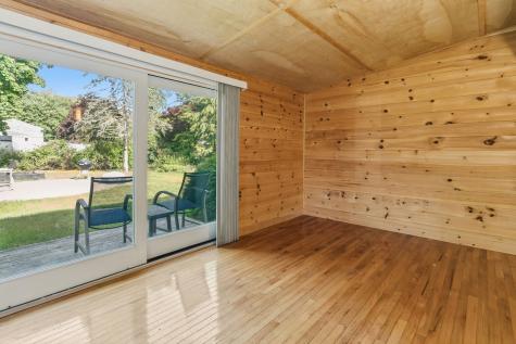 57 Old Main Road Falmouth MA 02556