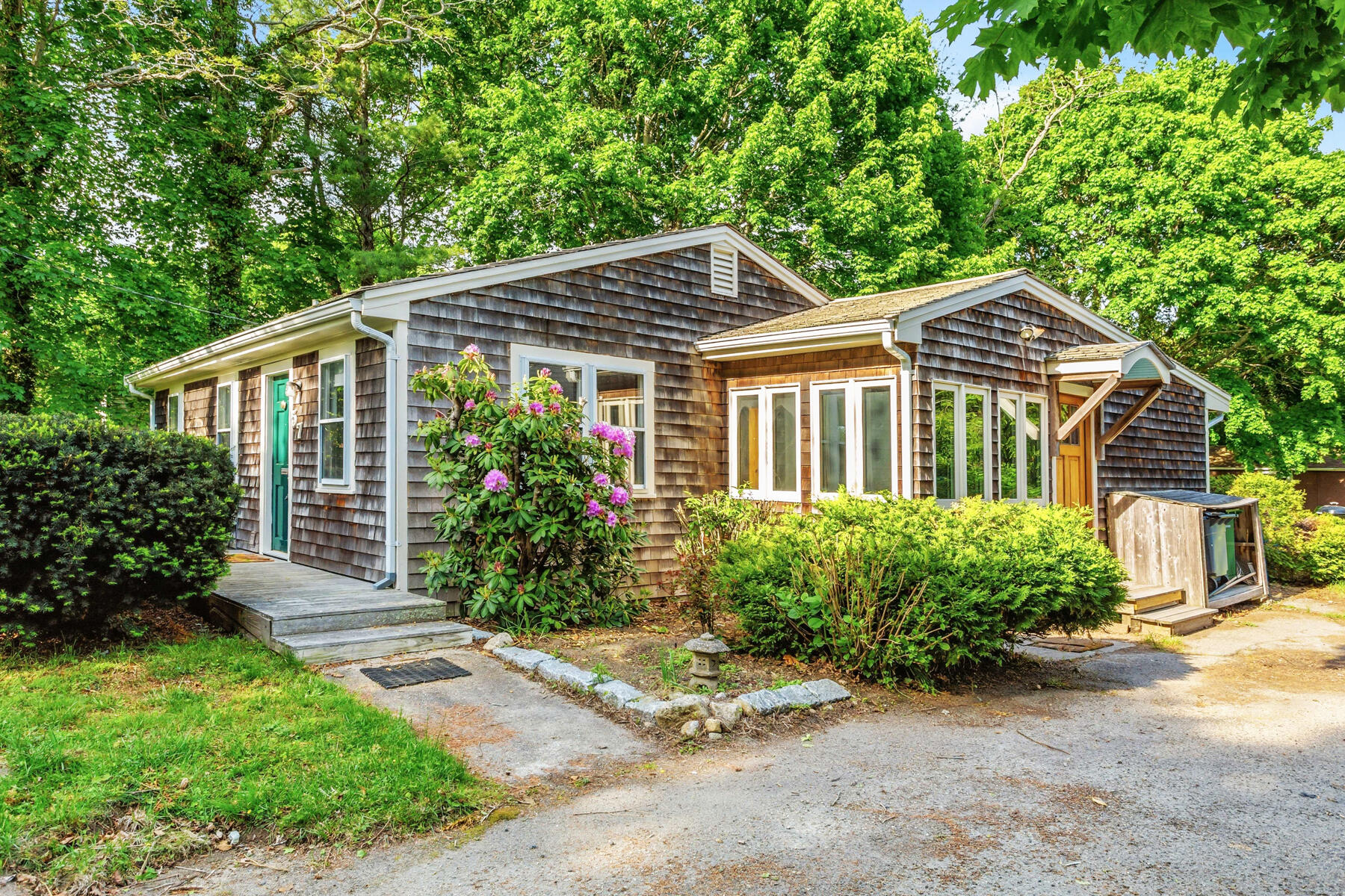 57 Old Main Road Falmouth MA 02556