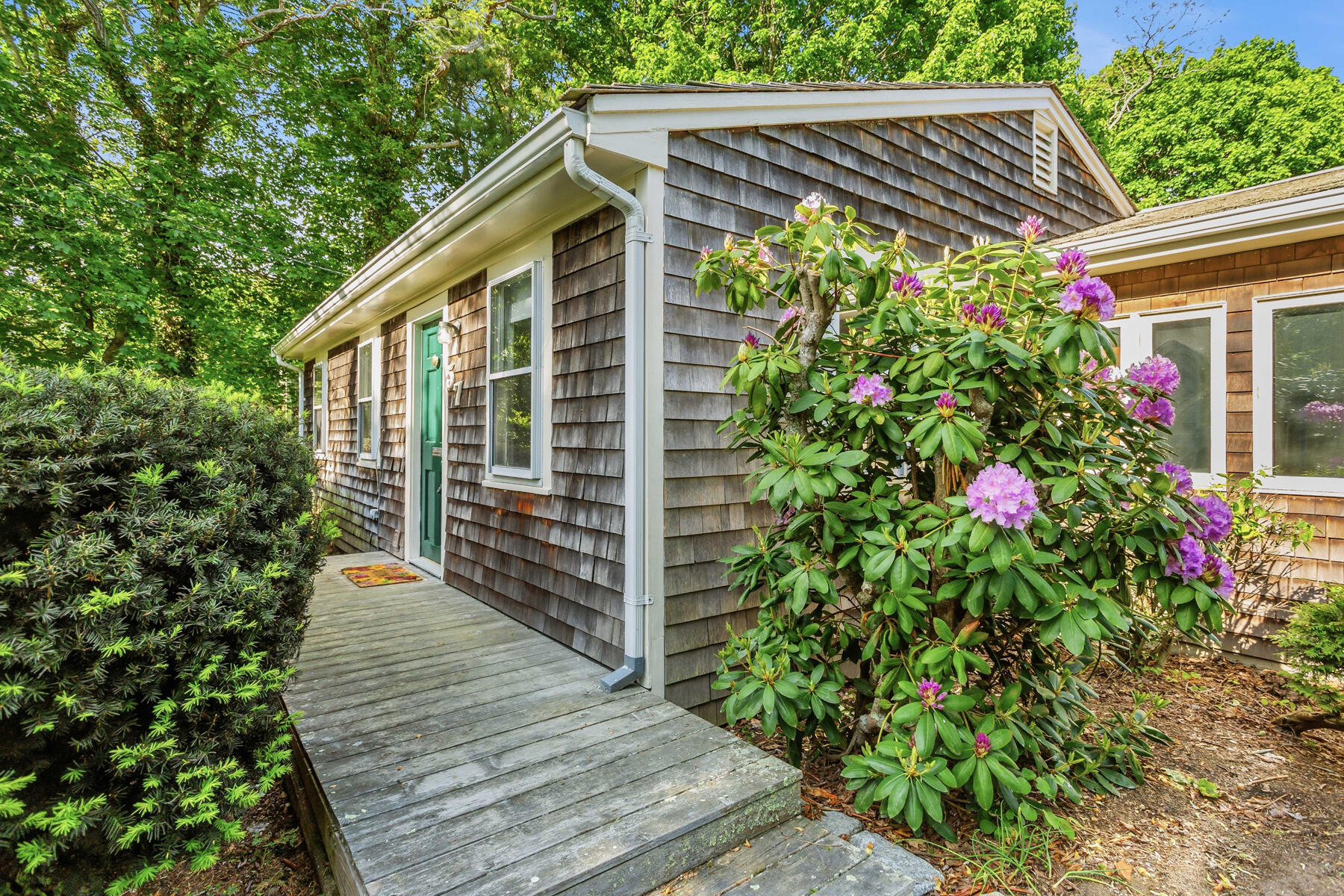 57 Old Main Road Falmouth MA 02556