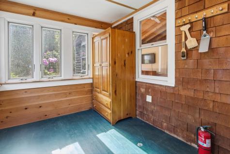 57 Old Main Road Falmouth MA 02556