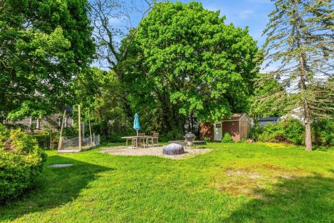 57 Old Main Road Falmouth MA 02556