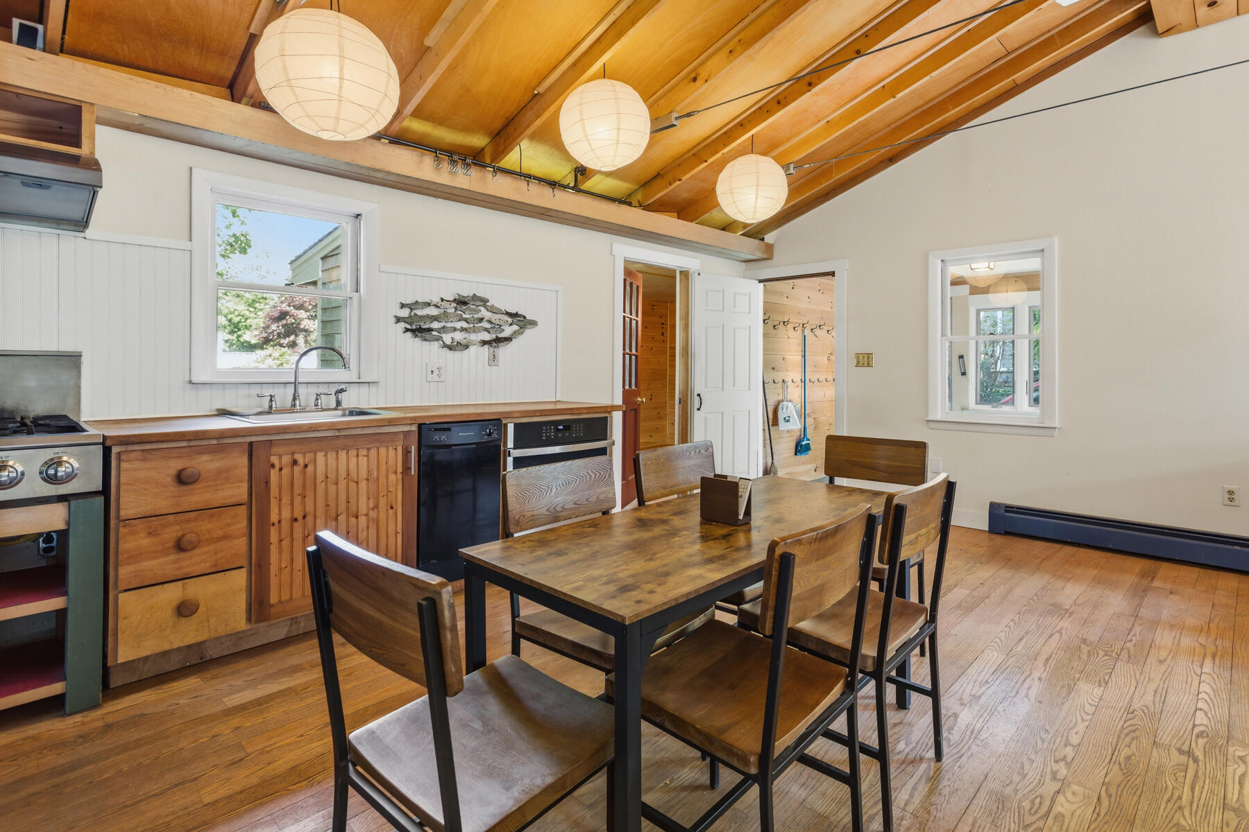 57 Old Main Road Falmouth MA 02556