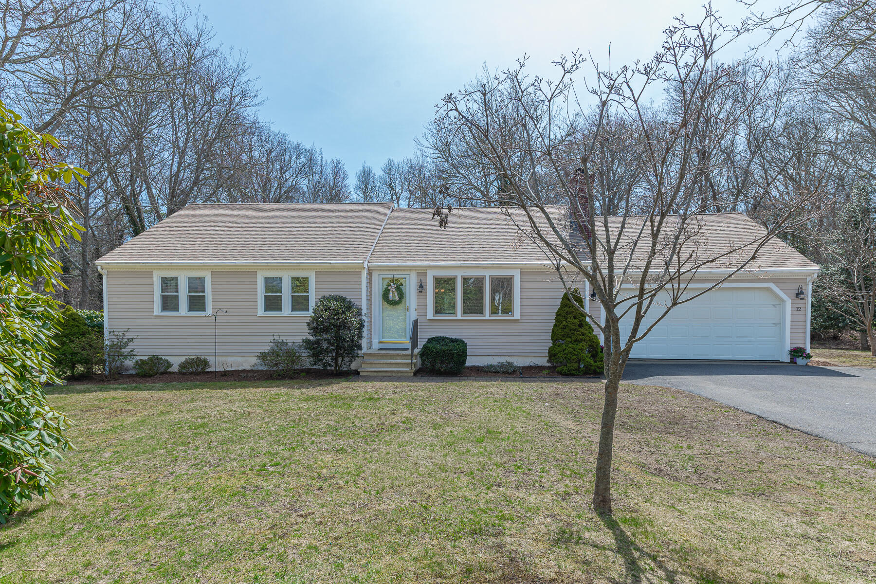 12 Quail Hollow Circle Sandwich MA 02563