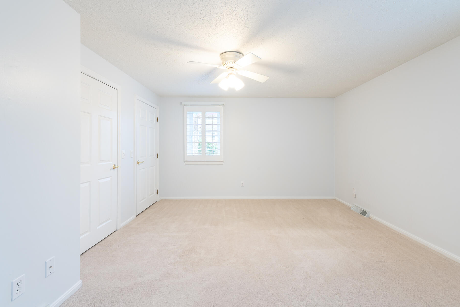 12 Quail Hollow Circle Sandwich MA 02563