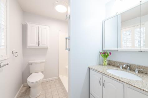 12 Quail Hollow Circle Sandwich MA 02563