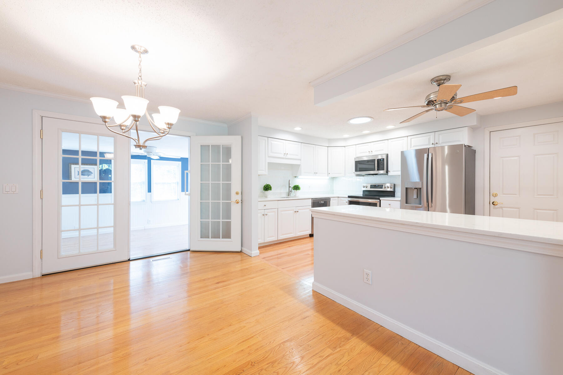 12 Quail Hollow Circle Sandwich MA 02563