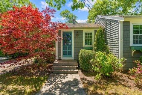 157 Wading Place Road Mashpee MA 02649
