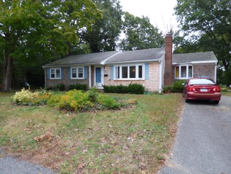 20 Kent Lane Hyannis MA 02601