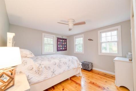 8 Spinnaker Street Sandwich MA 02563